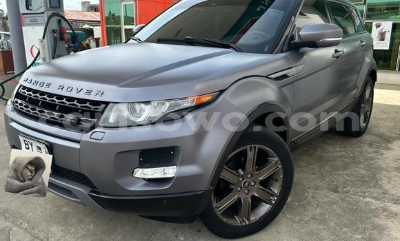 Sayi Na hannu Land Rover Range Rover Evoque Azurfa Mota in Cotonou a Benin
