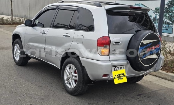 Ra Àlòkù Toyota RAV4 Silver Ọkọ̀ in Cotonou ni Benin Ra Àlòkù Toyota RAV4 Silver Ọkọ̀ in Cotonou ni Benin