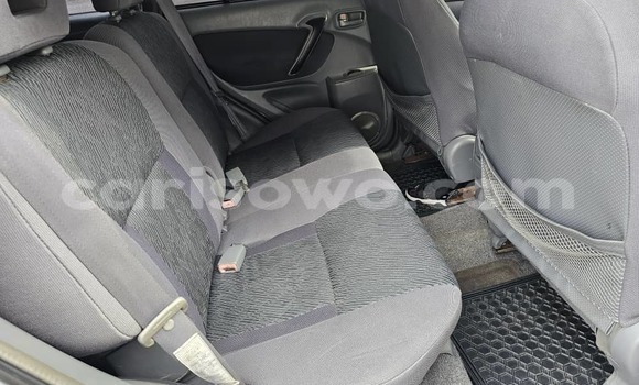 Ra Àlòkù Toyota RAV4 Silver Ọkọ̀ in Cotonou ni Benin Ra Àlòkù Toyota RAV4 Silver Ọkọ̀ in Cotonou ni Benin