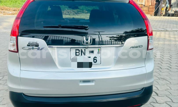 Sayi Na hannu Honda CR–V Azurfa Mota in Abomey Calavi a Benin Sayi Na hannu Honda CR–V Azurfa Mota in Abomey Calavi a Benin