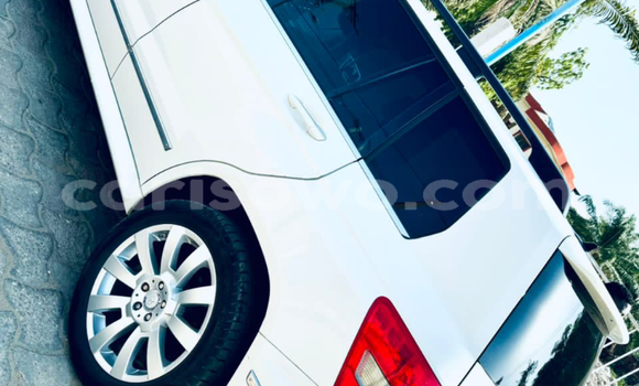 Acheter Occasion Voiture Mercedes-Benz GLE Coupe Blanc à Abomey Calavi, Benin Acheter Occasion Voiture Mercedes-Benz GLE Coupe Blanc à Abomey Calavi, Benin