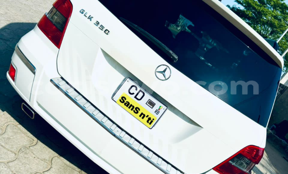 Acheter Occasion Voiture Mercedes-Benz GLE Coupe Blanc à Abomey Calavi, Benin Acheter Occasion Voiture Mercedes-Benz GLE Coupe Blanc à Abomey Calavi, Benin