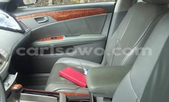 Buy Used Toyota Avalon Blue Car in Cotonou in Benign Buy Used Toyota Avalon Blue Car in Cotonou in Benign