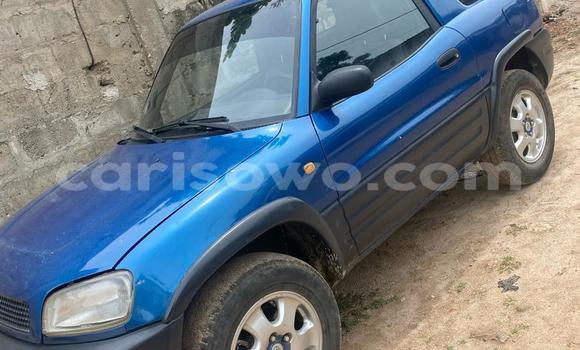 Acheter Occasion Voiture Toyota RAV4 Bleu à Cotonou, Benin Acheter Occasion Voiture Toyota RAV4 Bleu à Cotonou, Benin