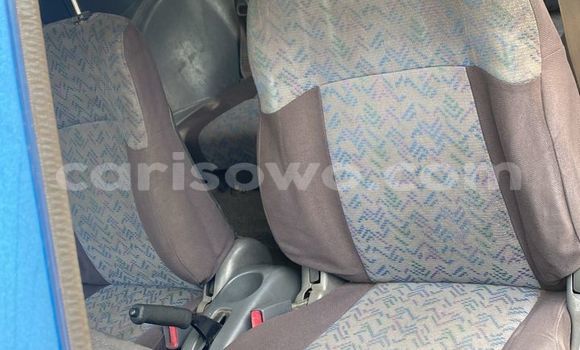 Acheter Occasion Voiture Toyota RAV4 Bleu à Cotonou, Benin Acheter Occasion Voiture Toyota RAV4 Bleu à Cotonou, Benin