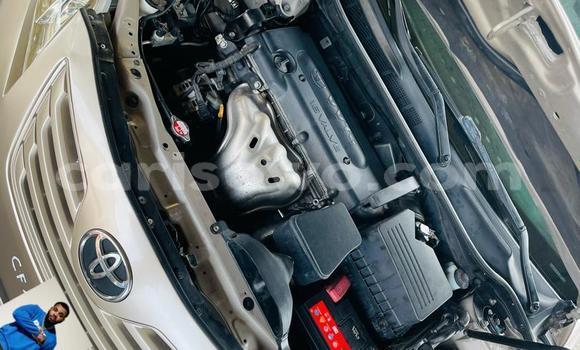 Ra Àlòkù Toyota Camry Silver Ọkọ̀ in Cotonou ni Benin Ra Àlòkù Toyota Camry Silver Ọkọ̀ in Cotonou ni Benin