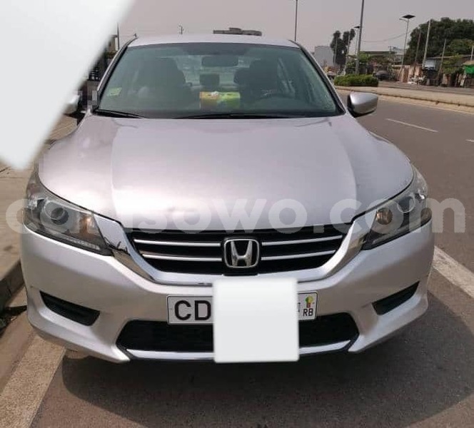 Big with watermark honda accord benin cotonou 19880