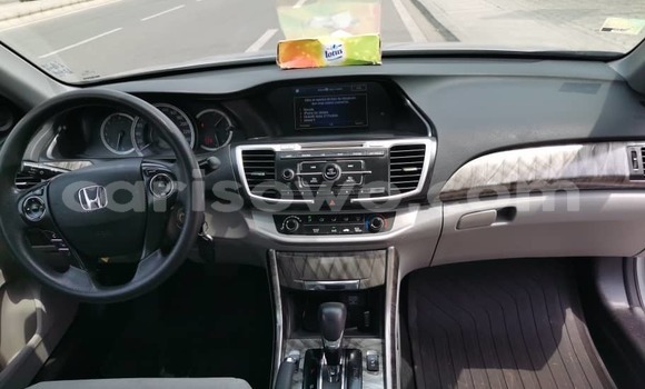 Ra Àlòkù Honda Accord Silver Ọkọ̀ in Cotonou ni Benin Ra Àlòkù Honda Accord Silver Ọkọ̀ in Cotonou ni Benin