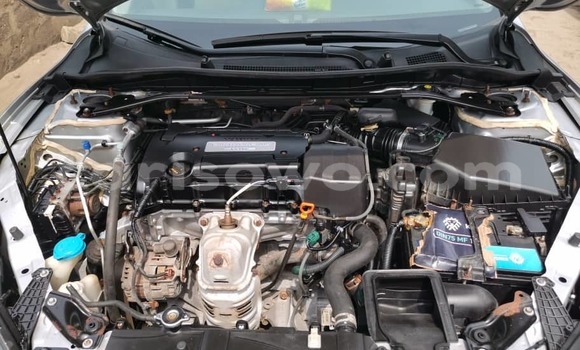 Acheter Occasion Voiture Toyota Matrix Noir à Cotonou, Benin Acheter Occasion Voiture Toyota Matrix Noir à Cotonou, Benin