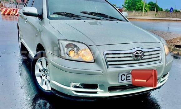 Acheter Occasion Voiture Toyota Avensis Gris à Cotonou, Benin Acheter Occasion Voiture Toyota Avensis Gris à Cotonou, Benin