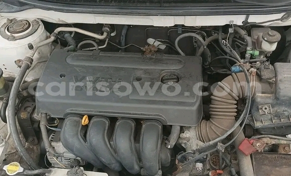 Acheter Occasion Voiture Toyota Matrix Blanc à Cotonou, Benin Acheter Occasion Voiture Toyota Matrix Blanc à Cotonou, Benin