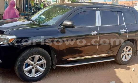 Sayi Na hannu Toyota Highlander Blue Mota in Cotonou a Benin