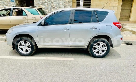 Acheter Occasion Voiture Toyota RAV4 Blanc à Cotonou, Benin Acheter Occasion Voiture Toyota RAV4 Blanc à Cotonou, Benin