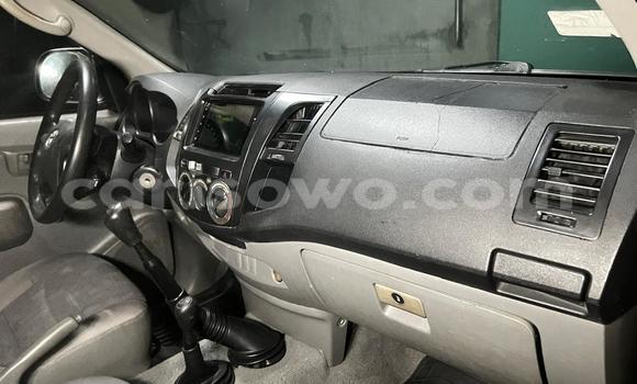 Acheter Occasion Voiture Toyota Hilux Beige à Cotonou, Benin Acheter Occasion Voiture Toyota Hilux Beige à Cotonou, Benin
