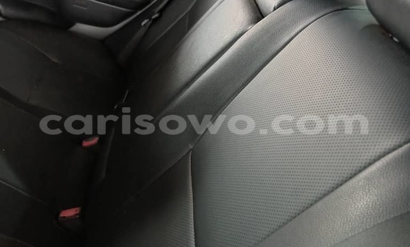 Acheter Occasion Voiture Toyota Avensis Bleu à Cotonou, Benin Acheter Occasion Voiture Toyota Avensis Bleu à Cotonou, Benin