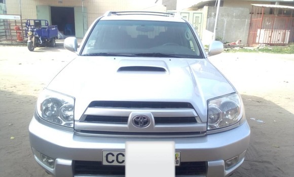 Ra Àlòkù Toyota 4Runner Silver Ọkọ̀ in Cotonou ni Benin