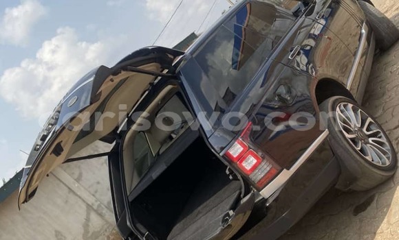 Acheter Occasion Voiture Range Rover Evoque Noir à Cotonou, Benin Acheter Occasion Voiture Range Rover Evoque Noir à Cotonou, Benin