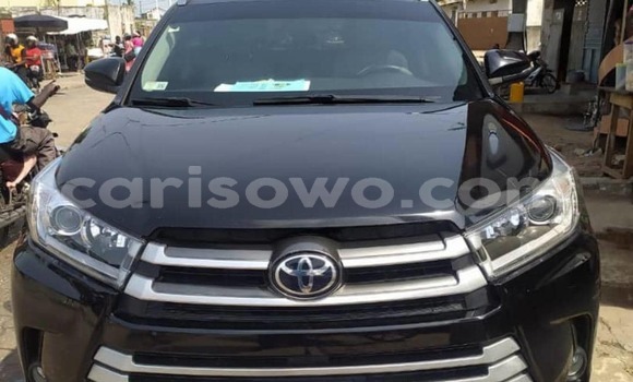 Acheter Occasion Voiture Toyota Highlander Noir à Abomey Calavi, Benin Acheter Occasion Voiture Toyota Highlander Noir à Abomey Calavi, Benin