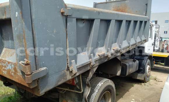 Acheter Import Utilitaire Man Silent Blanc à Cotonou, Benin Acheter Import Utilitaire Man Silent Blanc à Cotonou, Benin