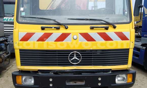 Acheter Import Utilitaire Mercedes‒Benz Truck Autre à Cotonou, Benin