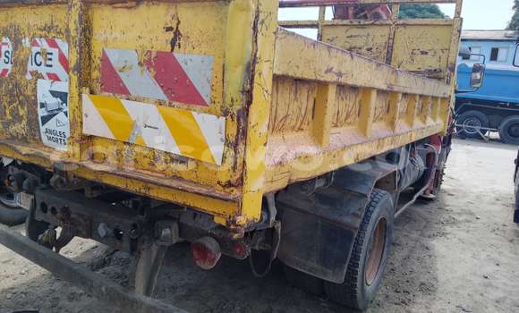 Acheter Import Utilitaire Mercedes‒Benz Truck Autre à Cotonou, Benin Acheter Import Utilitaire Mercedes‒Benz Truck Autre à Cotonou, Benin