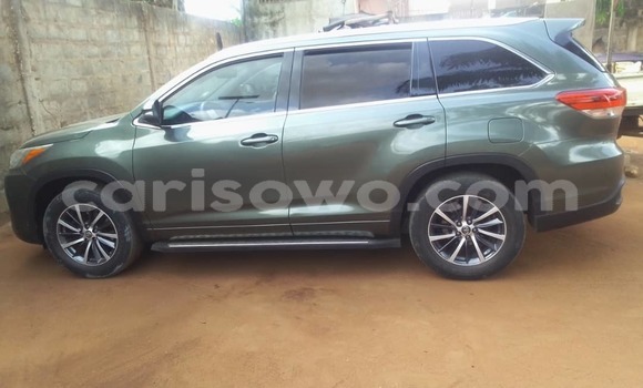 Acheter Occasion Voiture Toyota Highlander Autre à Cotonou, Benin Acheter Occasion Voiture Toyota Highlander Autre à Cotonou, Benin