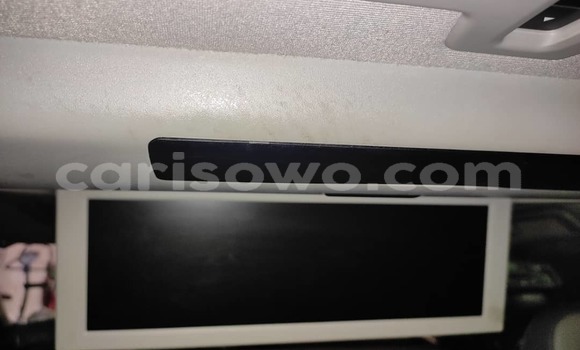 Ra Àlòkù Toyota Sienna Brown Ọkọ̀ in Cotonou ni Benin Ra Àlòkù Toyota Sienna Brown Ọkọ̀ in Cotonou ni Benin