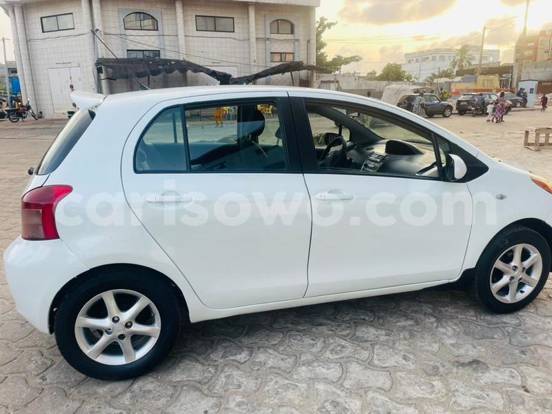 Big with watermark toyota yaris benin cotonou 19955