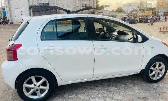 Acheter Occasion Voiture Toyota Yaris Blanc à Cotonou, Benin Acheter Occasion Voiture Toyota Yaris Blanc à Cotonou, Benin