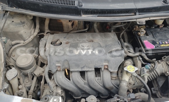 Acheter Occasion Voiture Toyota Yaris Blanc à Cotonou, Benin Acheter Occasion Voiture Toyota Yaris Blanc à Cotonou, Benin