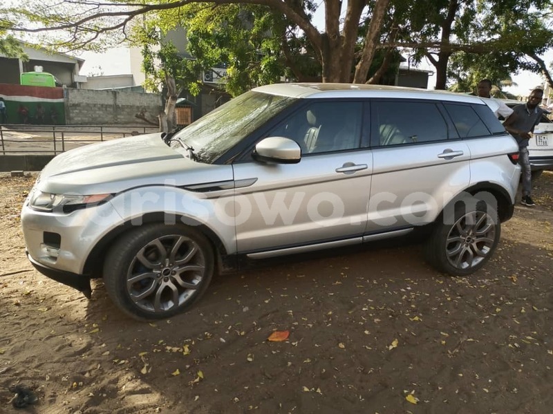 Big with watermark land rover range rover evoque benin cotonou 19964