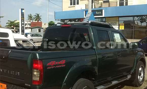 Buy Used Nissan Frontier Green Car in Cotonou in Benign Buy Used Nissan Frontier Green Car in Cotonou in Benign
