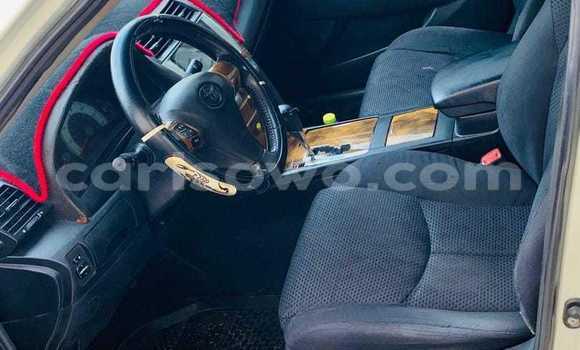 Acheter Occasion Voiture Toyota Camry Blanc à Athieme, Mono Acheter Occasion Voiture Toyota Camry Blanc à Athieme, Mono