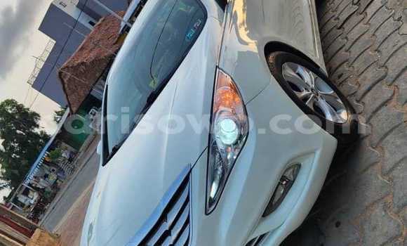 Acheter Occasion Voiture Hyundai Sonata Blanc à Cotonou, Benin