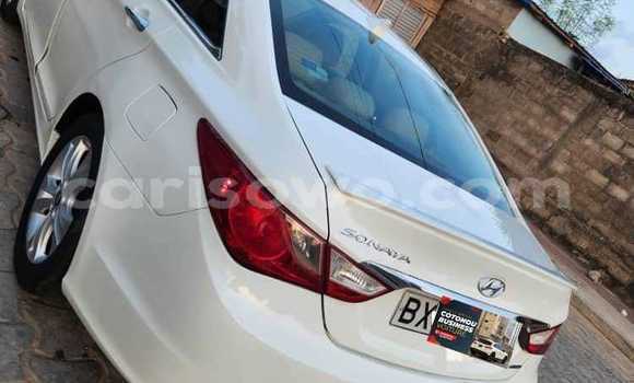 Acheter Occasion Voiture Hyundai Sonata Blanc à Cotonou, Benin Acheter Occasion Voiture Hyundai Sonata Blanc à Cotonou, Benin