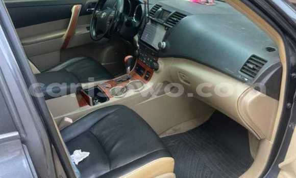 Sayi Na hannu Toyota Highlander Sauran Mota in Cotonou a Benin Sayi Na hannu Toyota Highlander Sauran Mota in Cotonou a Benin