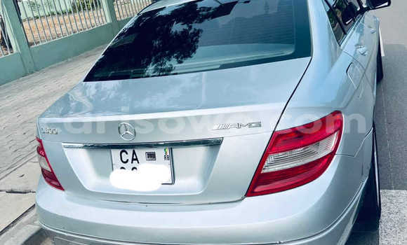 Acheter Occasion Voiture Mercedes-Benz C–Class Autre à Cotonou, Benin Acheter Occasion Voiture Mercedes-Benz C–Class Autre à Cotonou, Benin