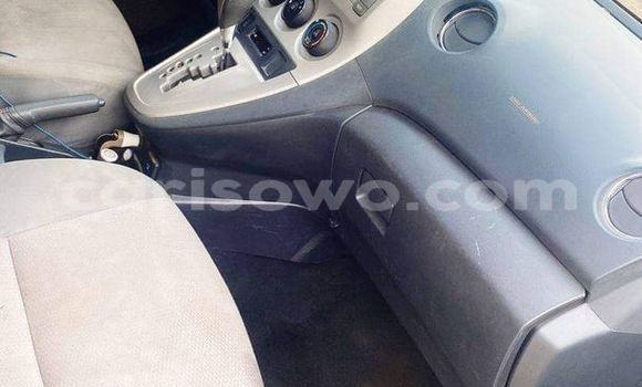 Acheter Occasion Voiture Toyota Matrix Noir à Cotonou, Benin Acheter Occasion Voiture Toyota Matrix Noir à Cotonou, Benin