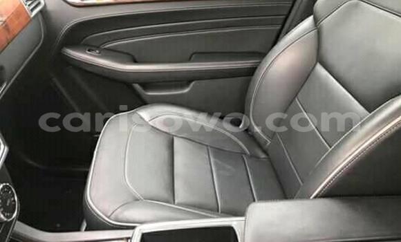 Acheter Occasion Voiture Mercedes-Benz ML–Class Noir à Cotonou, Benin Acheter Occasion Voiture Mercedes-Benz ML–Class Noir à Cotonou, Benin