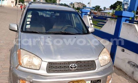 Sayi Na hannu Toyota RAV4 Sauran Mota in Cotonou a Benin