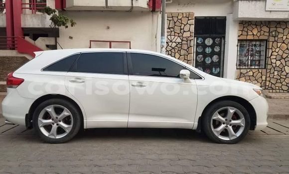 Acheter Occasion Voiture Toyota Venza Blanc à Allada, Benin Acheter Occasion Voiture Toyota Venza Blanc à Allada, Benin