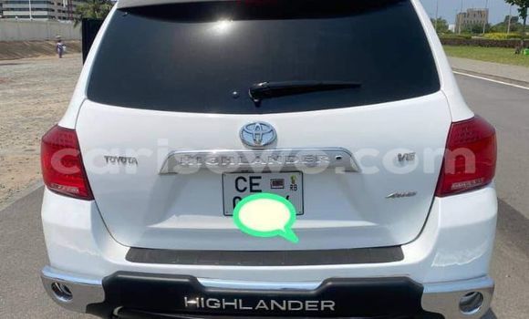 Acheter Occasion Voiture Toyota Highlander Blanc à Cotonou, Benin Acheter Occasion Voiture Toyota Highlander Blanc à Cotonou, Benin
