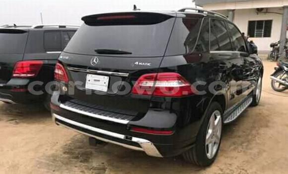 Acheter Occasion Voiture Mercedes-Benz ML–Class Noir à Cotonou, Benin Acheter Occasion Voiture Mercedes-Benz ML–Class Noir à Cotonou, Benin