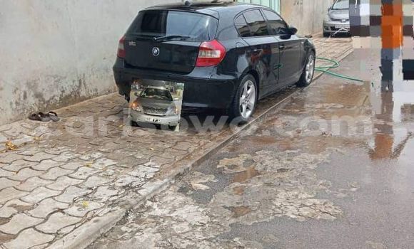 Acheter Occasion Voiture BMW 1er Noir à Allada, Benin Acheter Occasion Voiture BMW 1er Noir à Allada, Benin