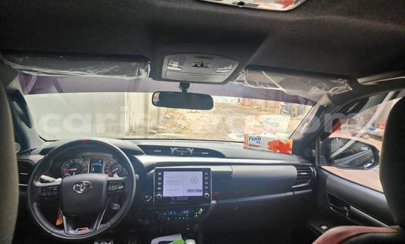 Acheter Occasion Voiture Toyota Hilux Noir à Cotonou, Benin Acheter Occasion Voiture Toyota Hilux Noir à Cotonou, Benin