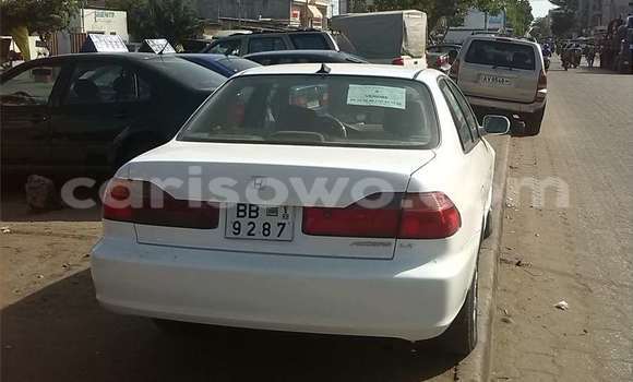 Ra Àlòkù Honda Accord funfun Ọkọ̀ in Cotonou ni Benin Ra Àlòkù Honda Accord funfun Ọkọ̀ in Cotonou ni Benin