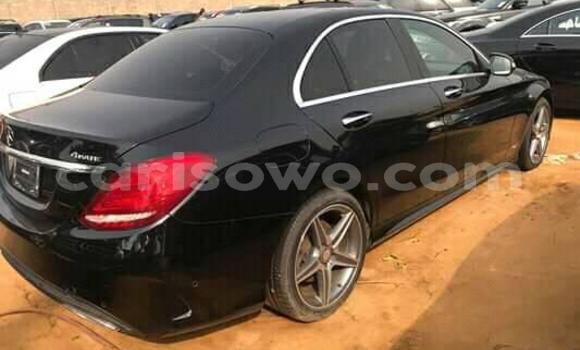 Acheter Occasion Voiture Mercedes-Benz C-klasse Noir à Cotonou, Benin Acheter Occasion Voiture Mercedes-Benz C-klasse Noir à Cotonou, Benin