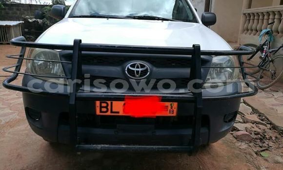Buy Used Toyota Hilux White Car in Cotonou in Benign Buy Used Toyota Hilux White Car in Cotonou in Benign