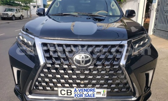 Sayi Na hannu Toyota Land Cruiser Prado Black Mota in Abomey Calavi a Benin