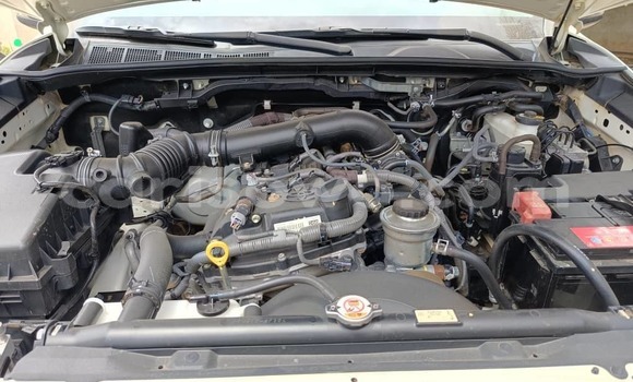 Acheter Occasion Voiture Toyota Hilux Blanc à Cotonou, Benin Acheter Occasion Voiture Toyota Hilux Blanc à Cotonou, Benin